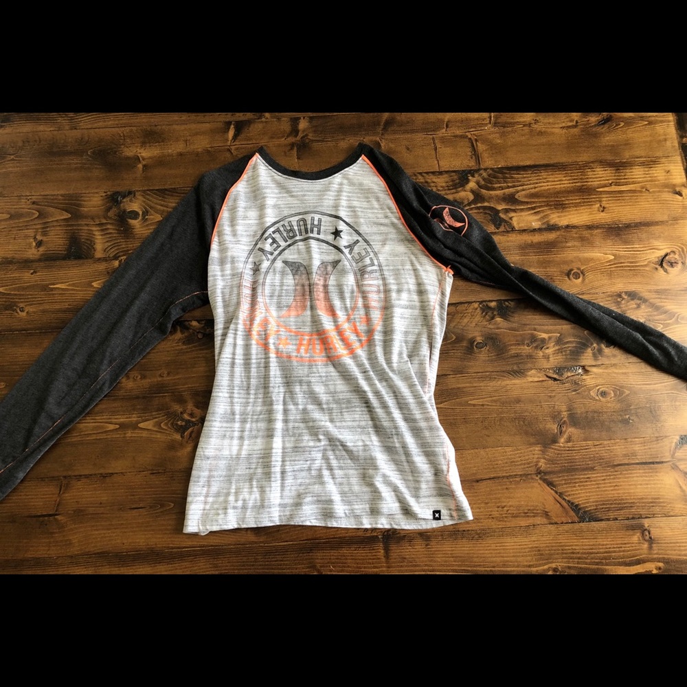 • Men’s Hurley Shirt•